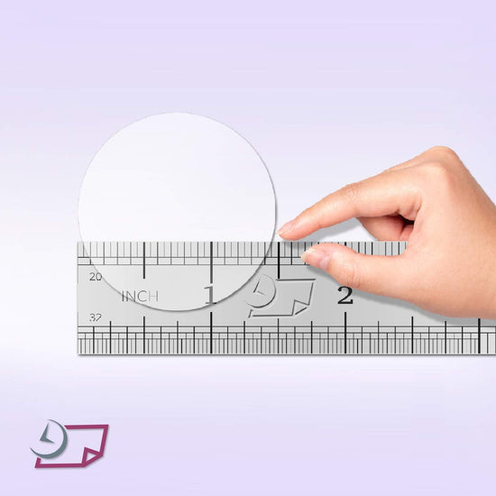 1.5" Circle Seals high Gloss Clear for  Boxes or Envelopes